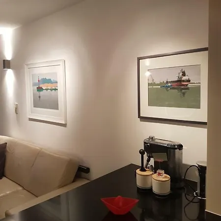 Apartament Baltic Marea * ミエンジズドロイェ